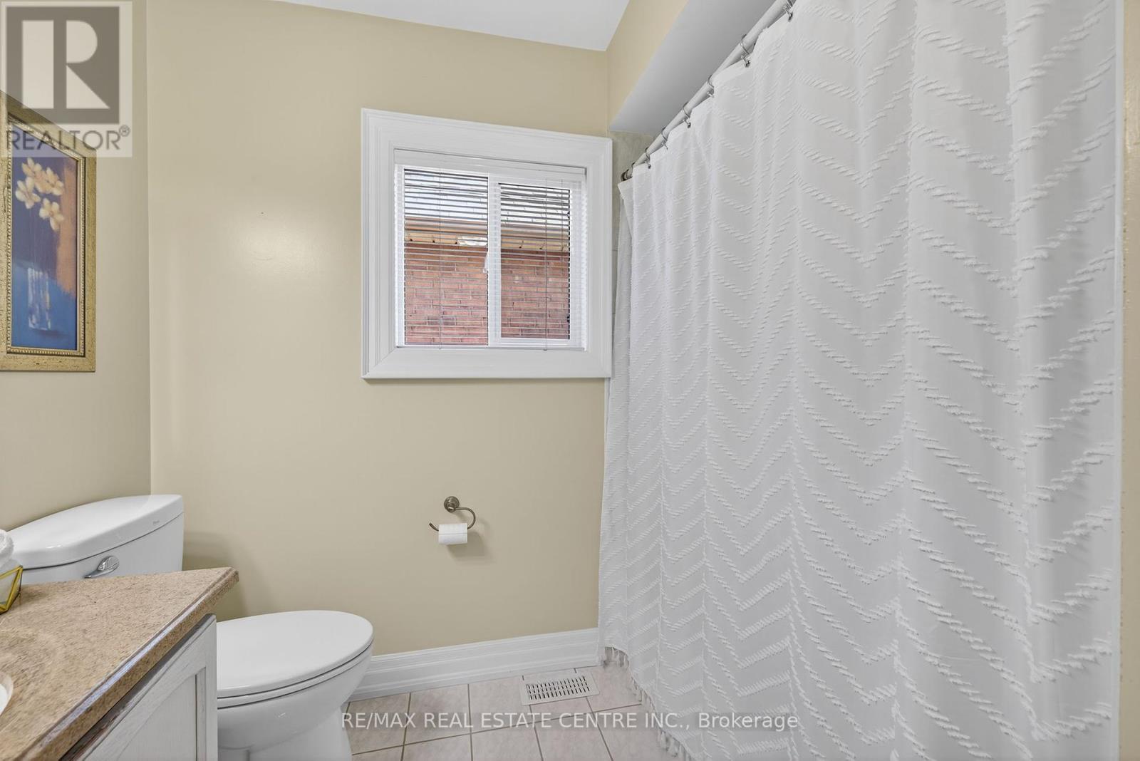 7 Larkmead Place, Brampton, Ontario  L6R 2R9 - Photo 35 - W12439846