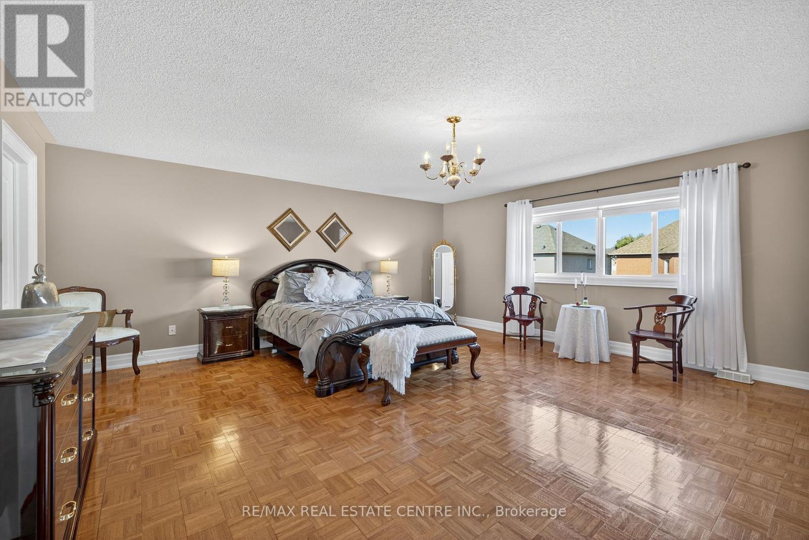 7 Larkmead Place, Brampton, Ontario  L6R 2R9 - Photo 36 - W12439846