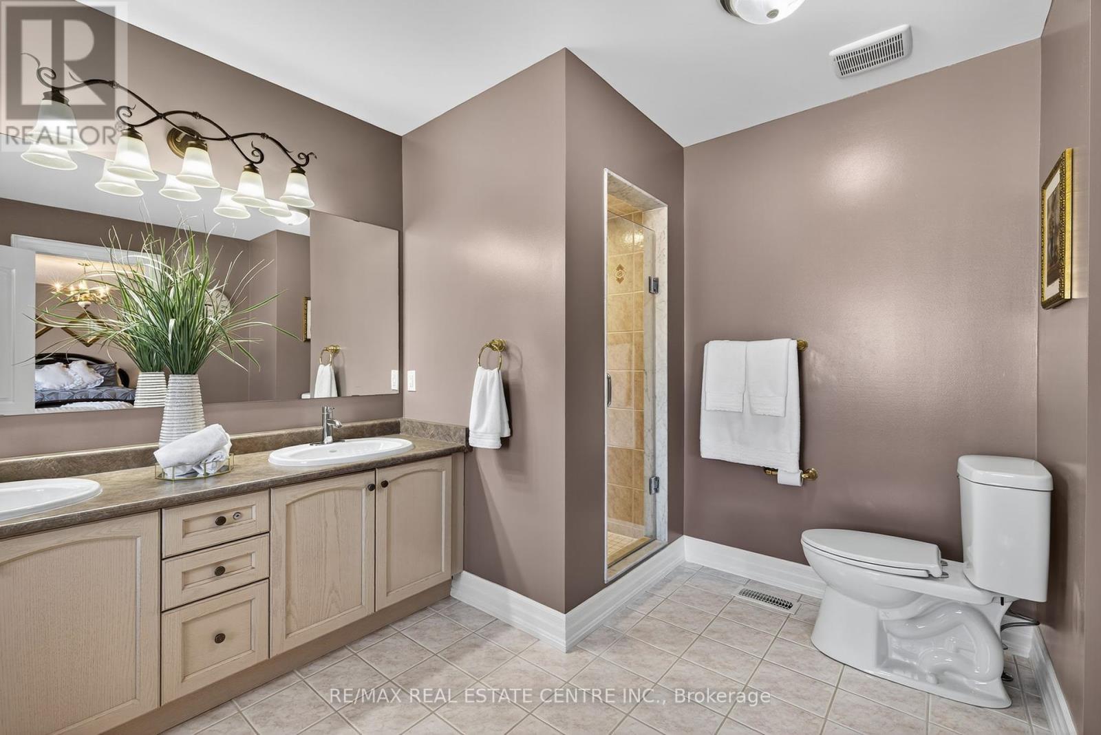 7 Larkmead Place, Brampton, Ontario  L6R 2R9 - Photo 41 - W12439846