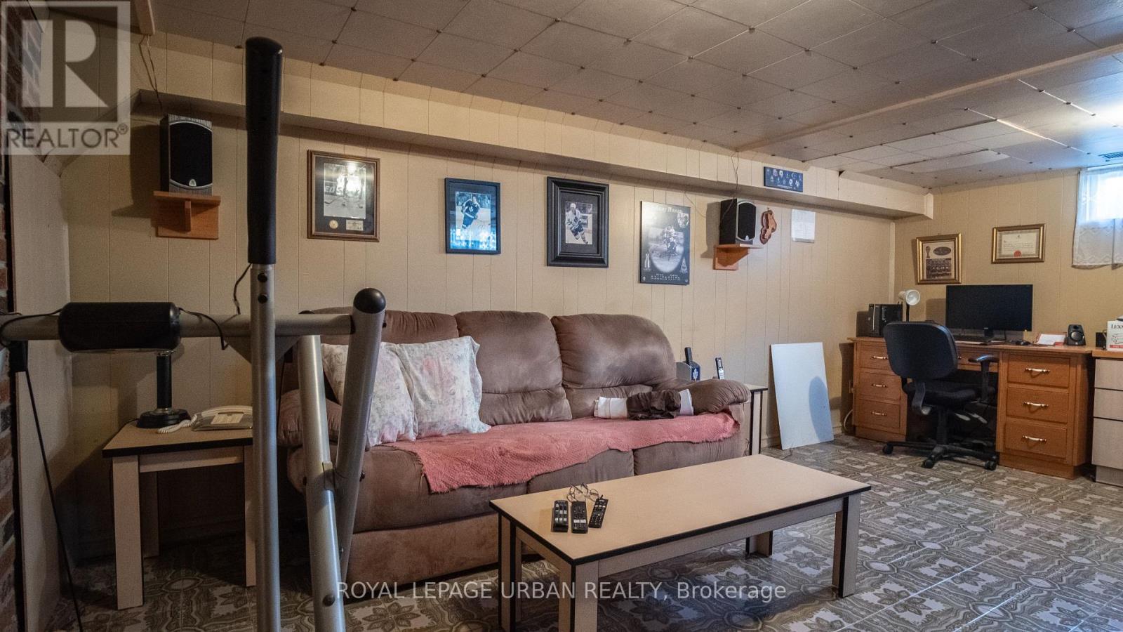 173 Ennerdale Road, Toronto, Ontario  M6E 4C8 - Photo 28 - W12439848