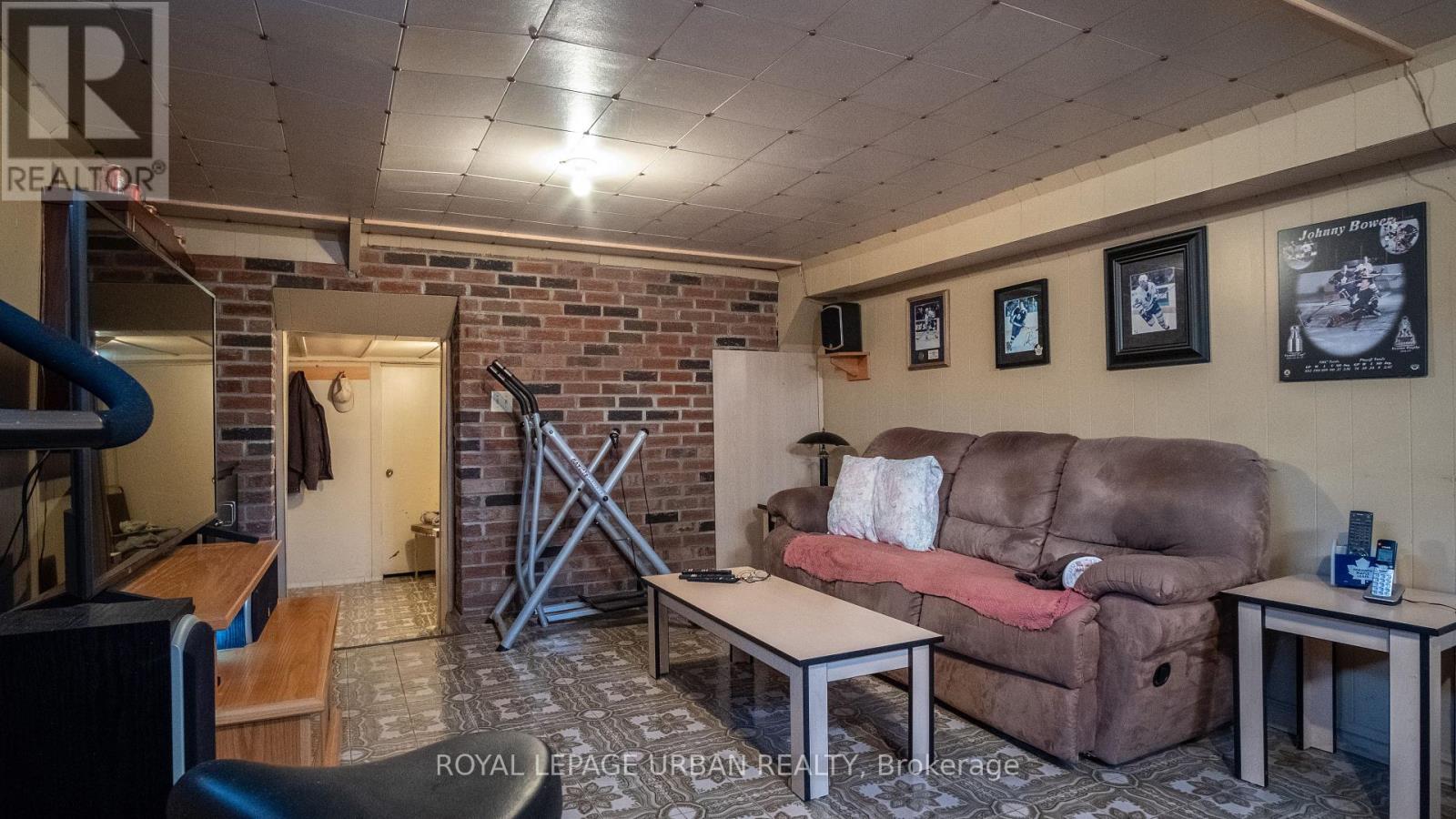 173 Ennerdale Road, Toronto, Ontario  M6E 4C8 - Photo 29 - W12439848
