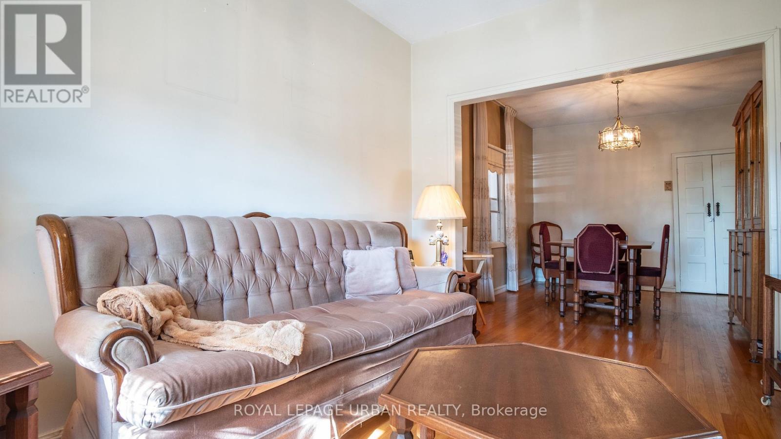 173 Ennerdale Road, Toronto, Ontario  M6E 4C8 - Photo 5 - W12439848