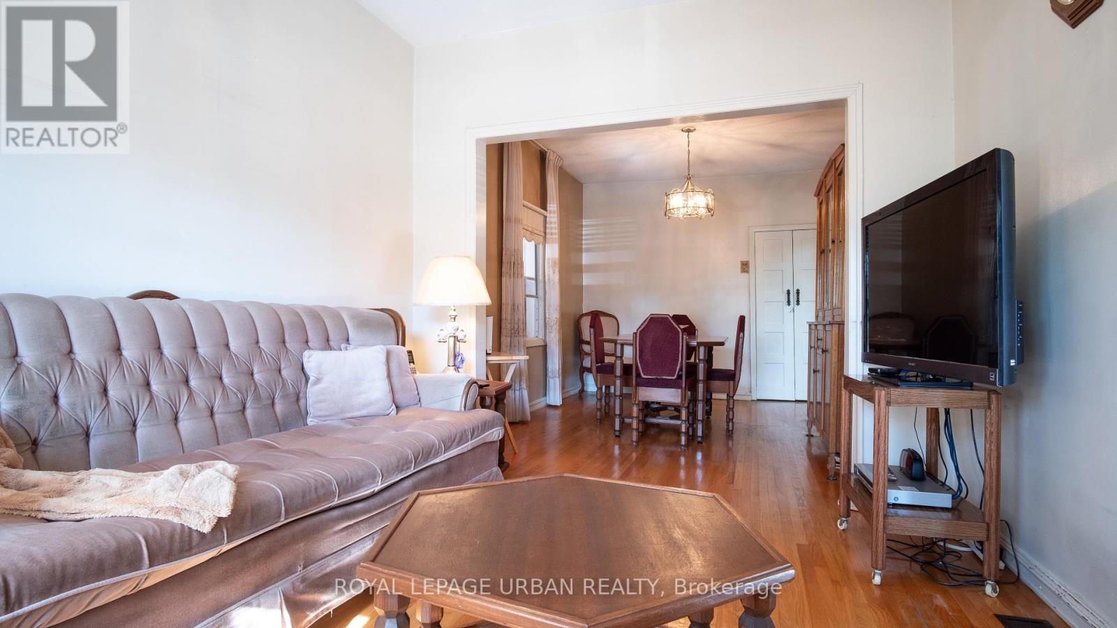 173 Ennerdale Road, Toronto, Ontario  M6E 4C8 - Photo 6 - W12439848