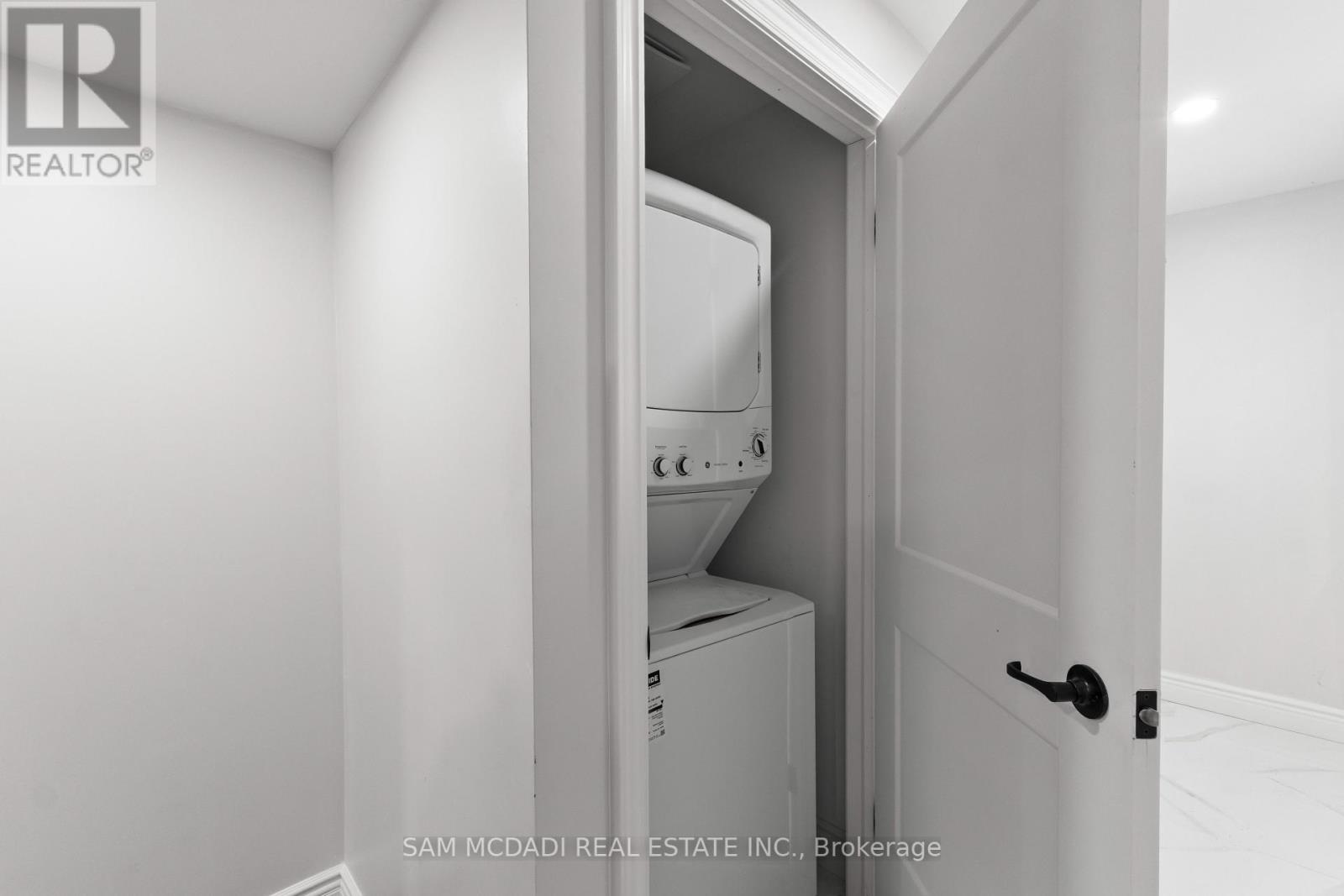 7209 Fayette Circle, Mississauga, Ontario  L5N 1Y5 - Photo 32 - W12439865