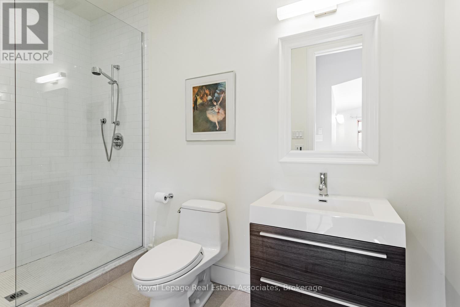 66 Inglewood Drive, Mississauga, Ontario  L5G 1X6 - Photo 22 - W12439893