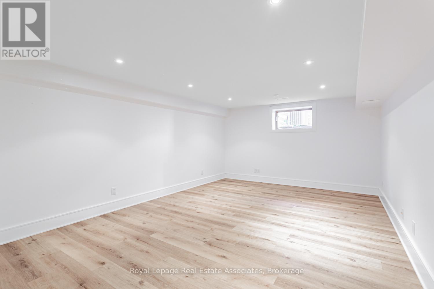 66 Inglewood Drive, Mississauga, Ontario  L5G 1X6 - Photo 30 - W12439893