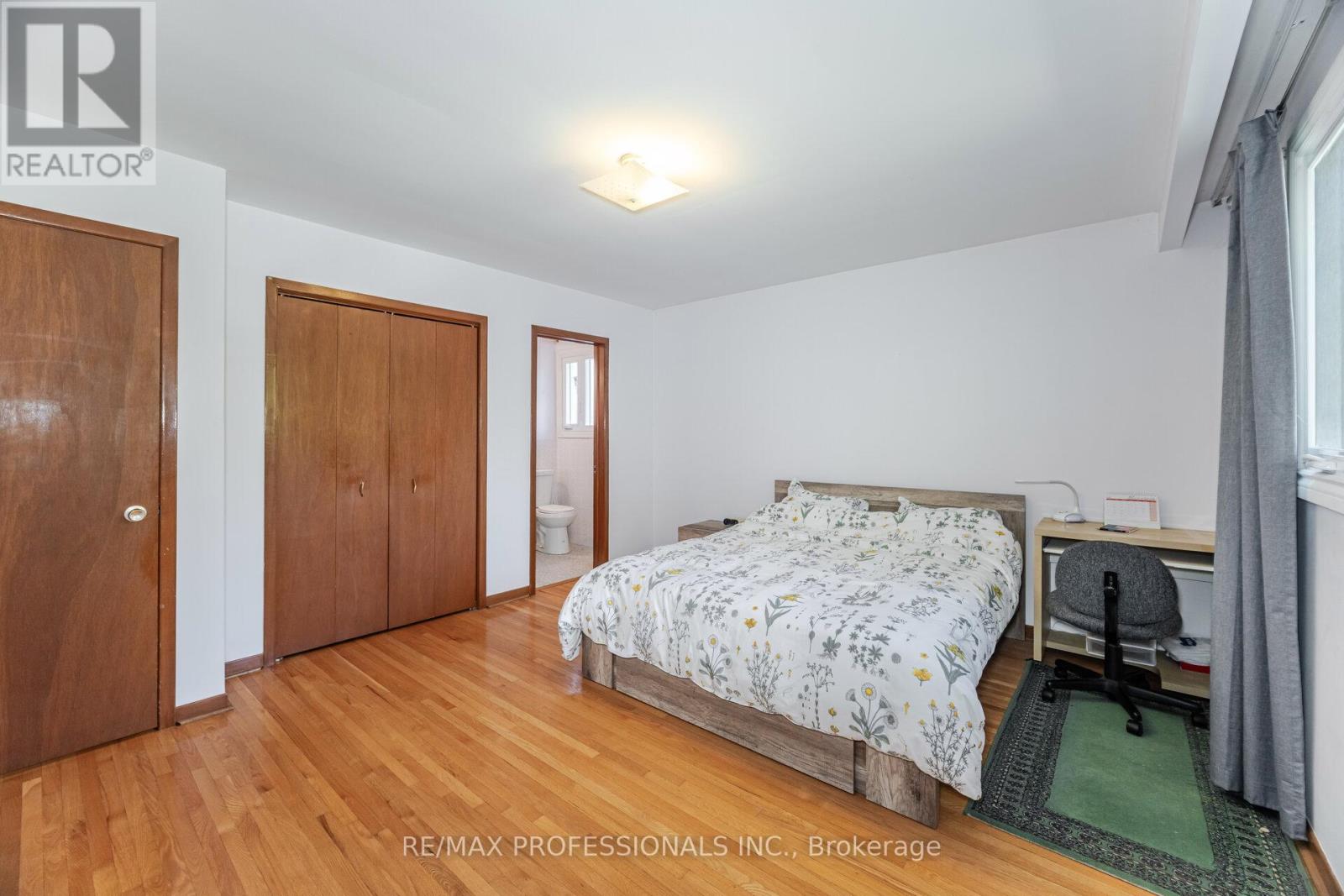39 Elmcrest Road, Toronto, Ontario  M9C 3R7 - Photo 19 - W12439895