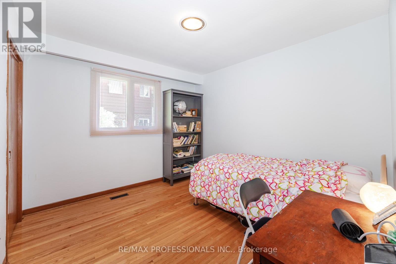 39 Elmcrest Road, Toronto, Ontario  M9C 3R7 - Photo 23 - W12439895