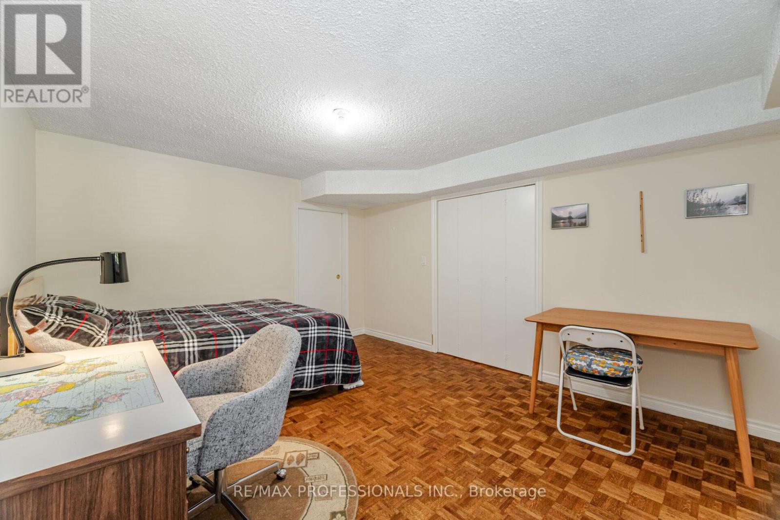 39 Elmcrest Road, Toronto, Ontario  M9C 3R7 - Photo 39 - W12439895
