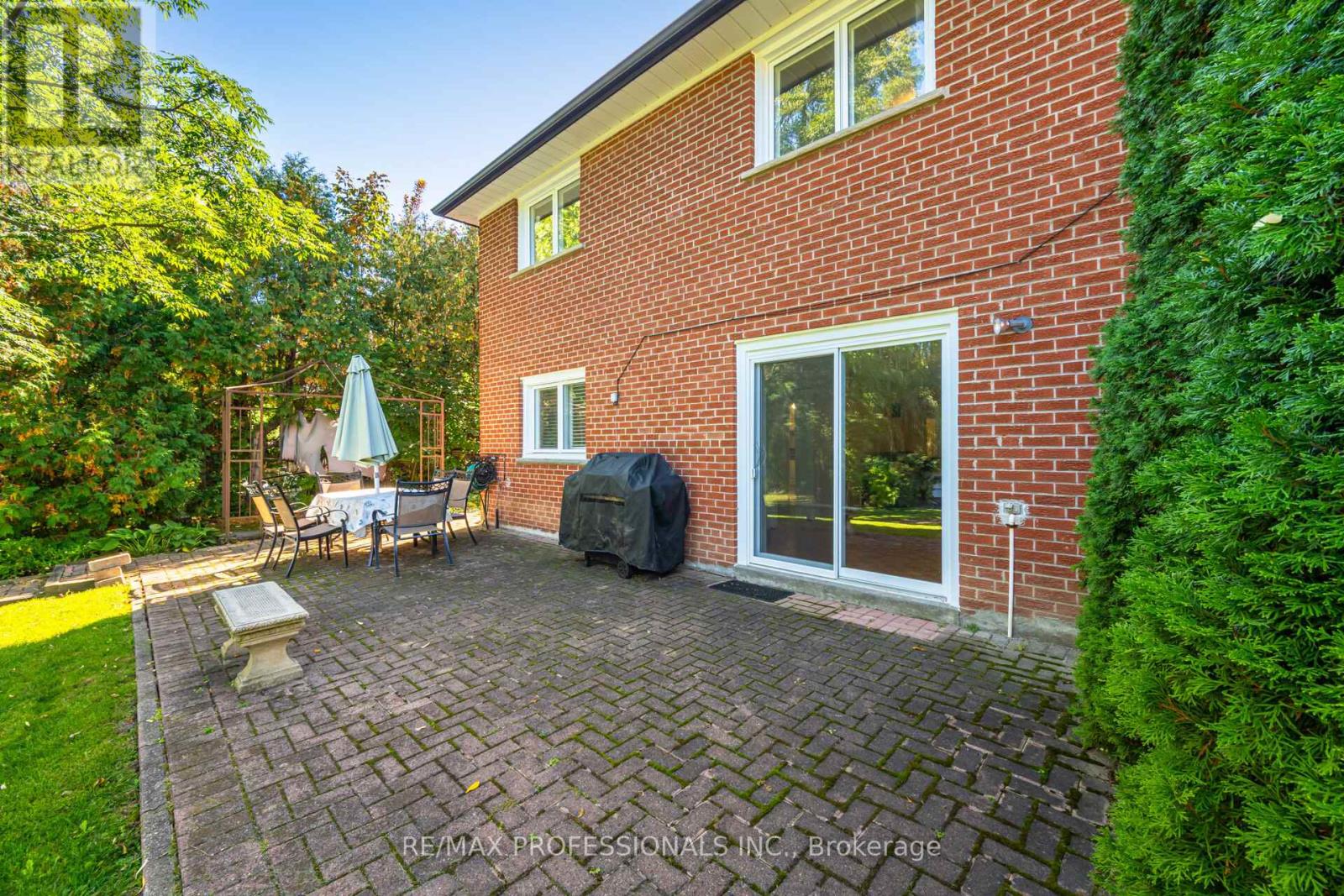 39 Elmcrest Road, Toronto, Ontario  M9C 3R7 - Photo 44 - W12439895
