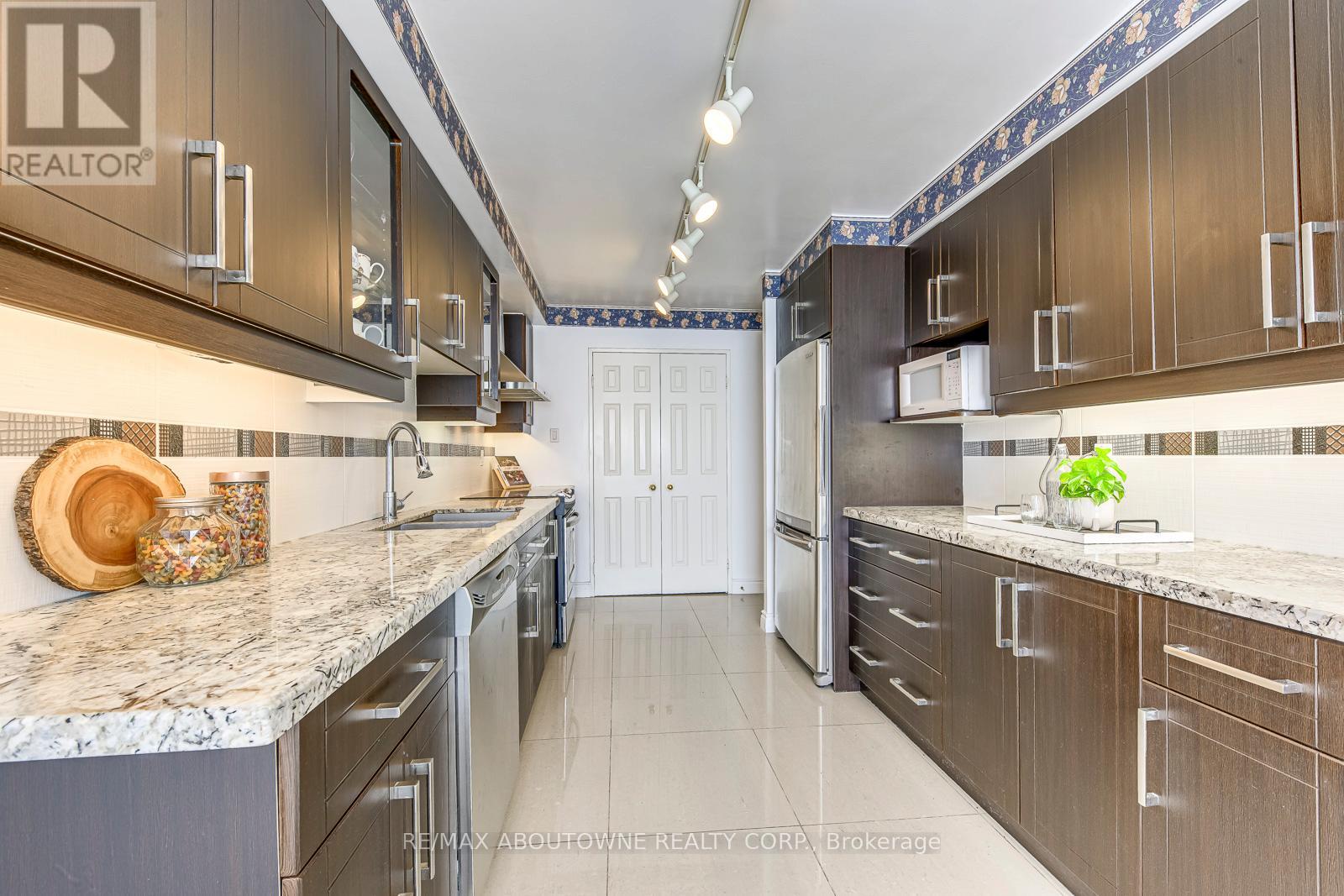 613 - 1700 The Collegeway Road, Mississauga, Ontario  L5L 4M2 - Photo 20 - W12439898