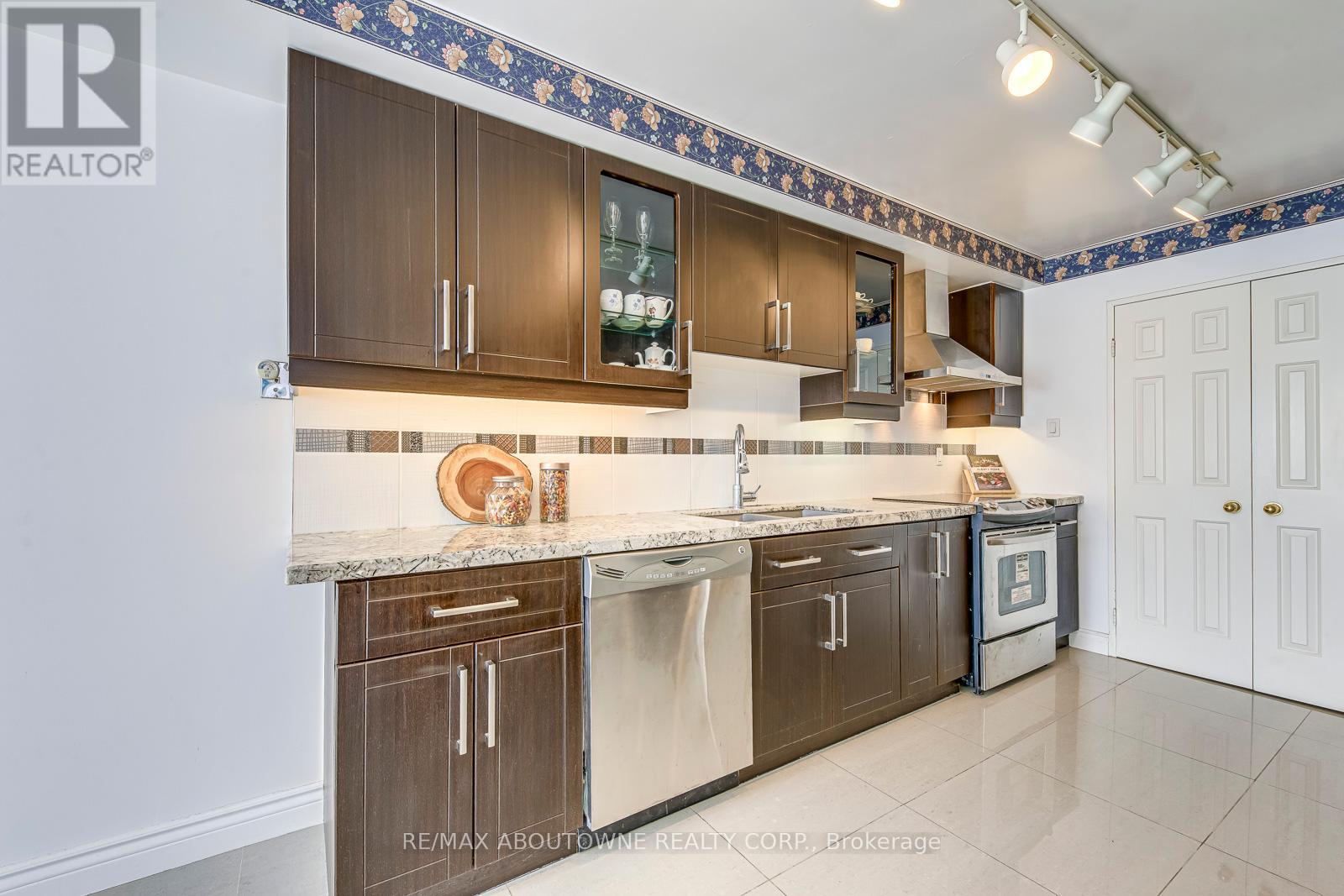 613 - 1700 The Collegeway Road, Mississauga, Ontario  L5L 4M2 - Photo 22 - W12439898