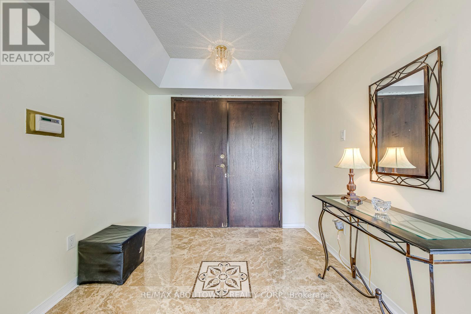 613 - 1700 The Collegeway Road, Mississauga, Ontario  L5L 4M2 - Photo 7 - W12439898