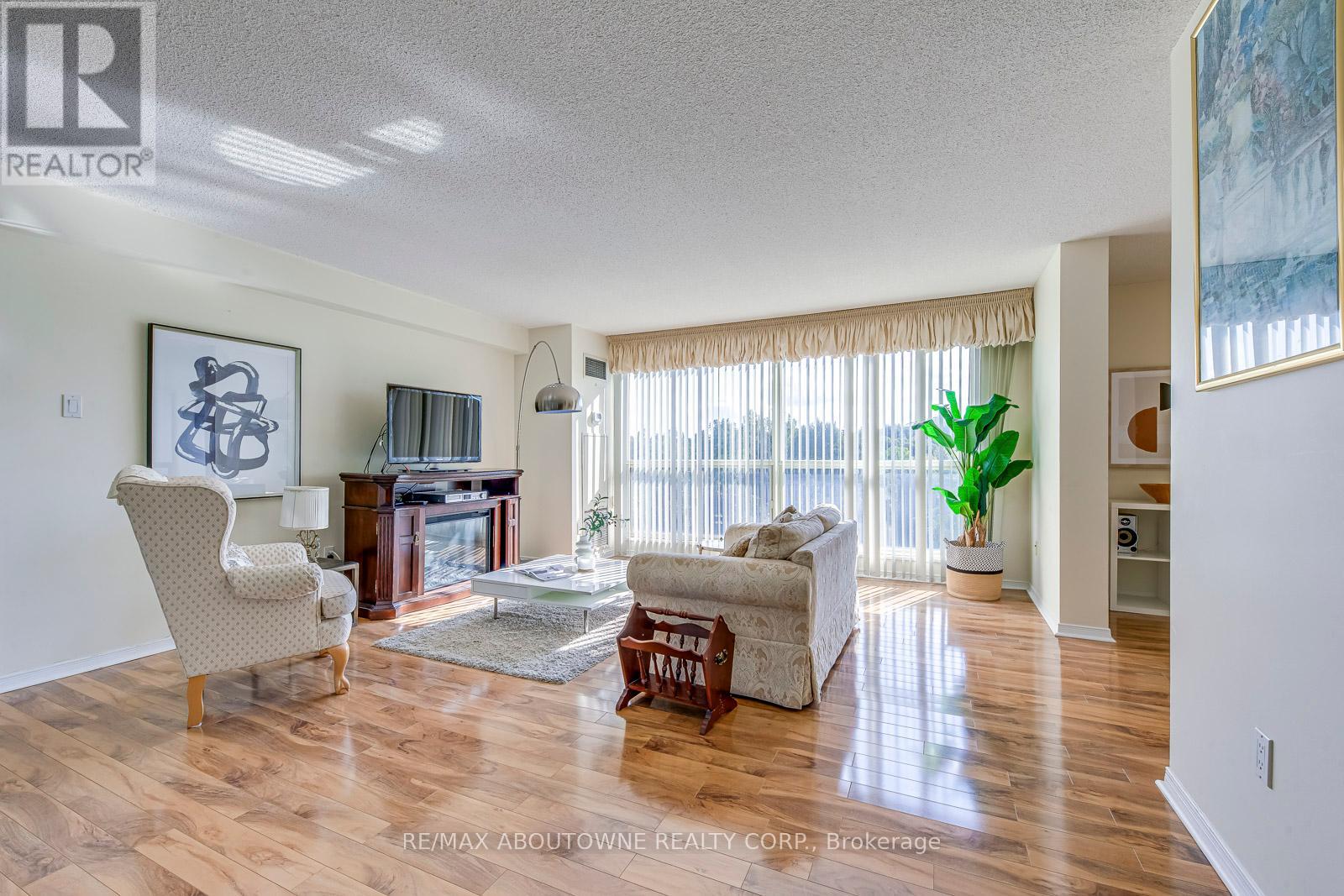 613 - 1700 The Collegeway Road, Mississauga, Ontario  L5L 4M2 - Photo 9 - W12439898