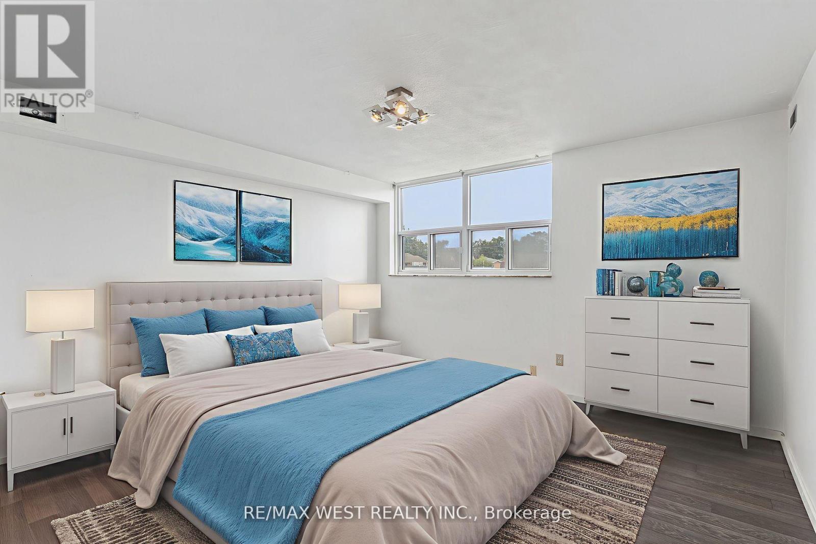 404 - 2130 Weston Road, Toronto, Ontario  M9N 3R9 - Photo 4 - W12439906