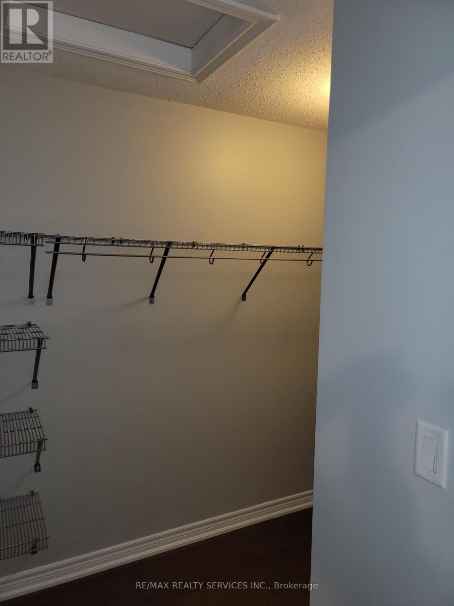 60 True Blue Crescent, Caledon, Ontario  L7E 4K7 - Photo 10 - W12439912