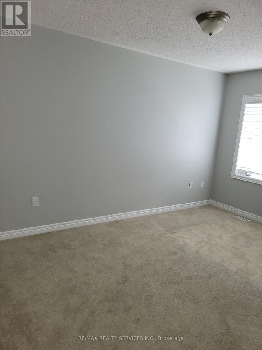 60 True Blue Crescent, Caledon, Ontario  L7E 4K7 - Photo 17 - W12439912