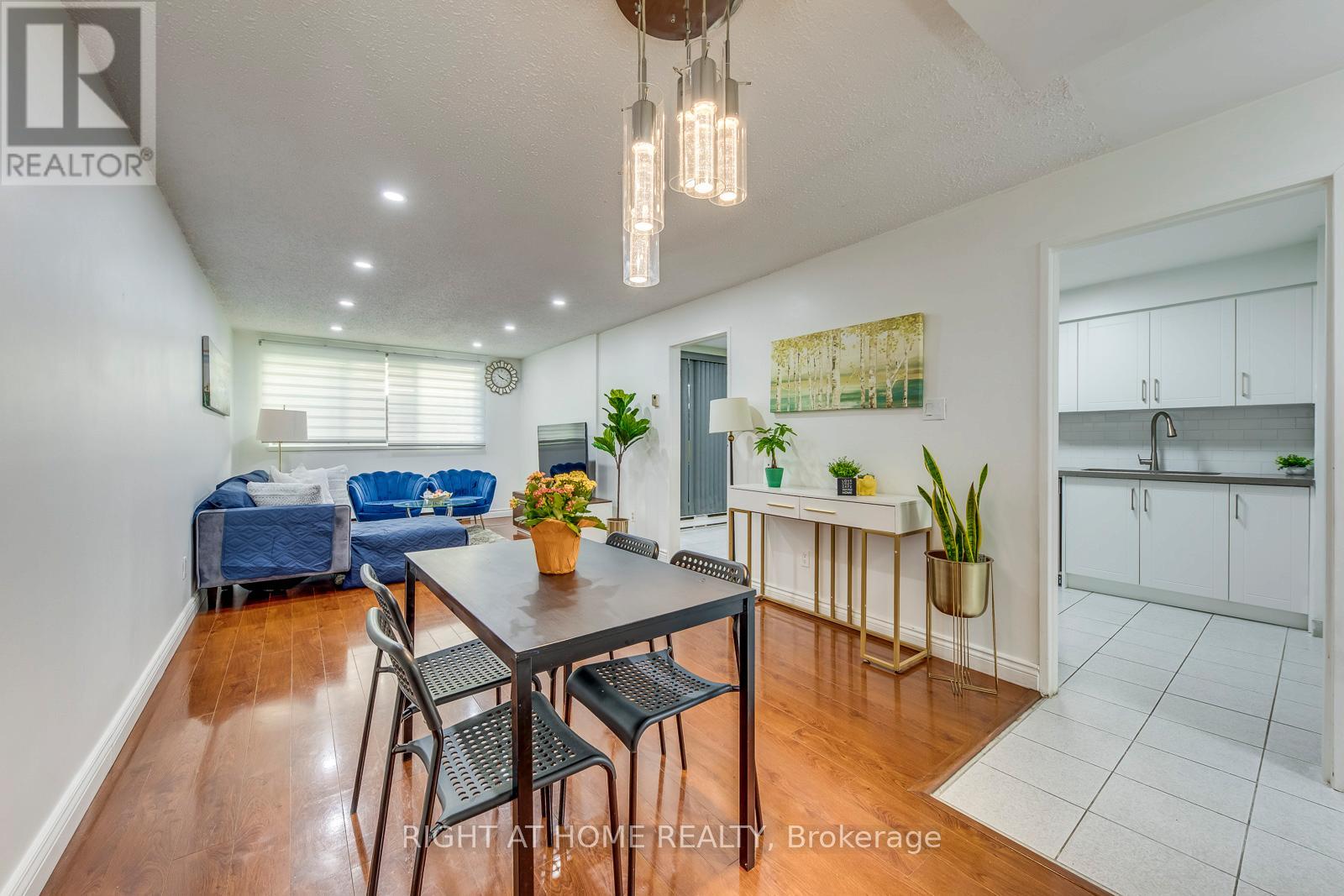 89 - 2170 Bromsgrove Road, Mississauga, Ontario  L5J 4J2 - Photo 6 - W12439927