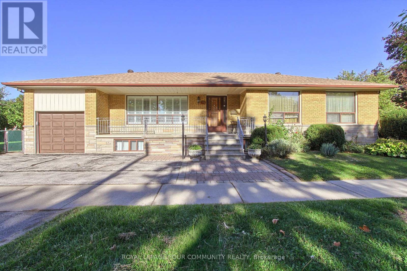 79 SUN ROW DRIVE, Toronto, Ontario