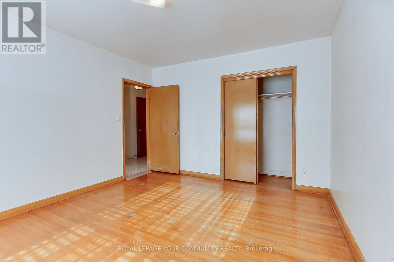 79 Sun Row Drive, Toronto, Ontario  M9P 3H9 - Photo 26 - W12439928