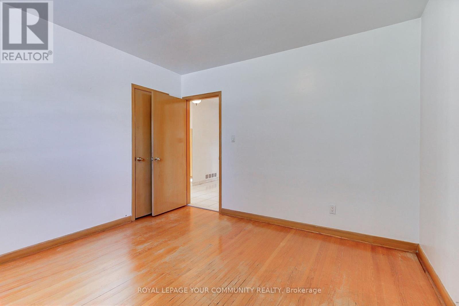 79 Sun Row Drive, Toronto, Ontario  M9P 3H9 - Photo 28 - W12439928