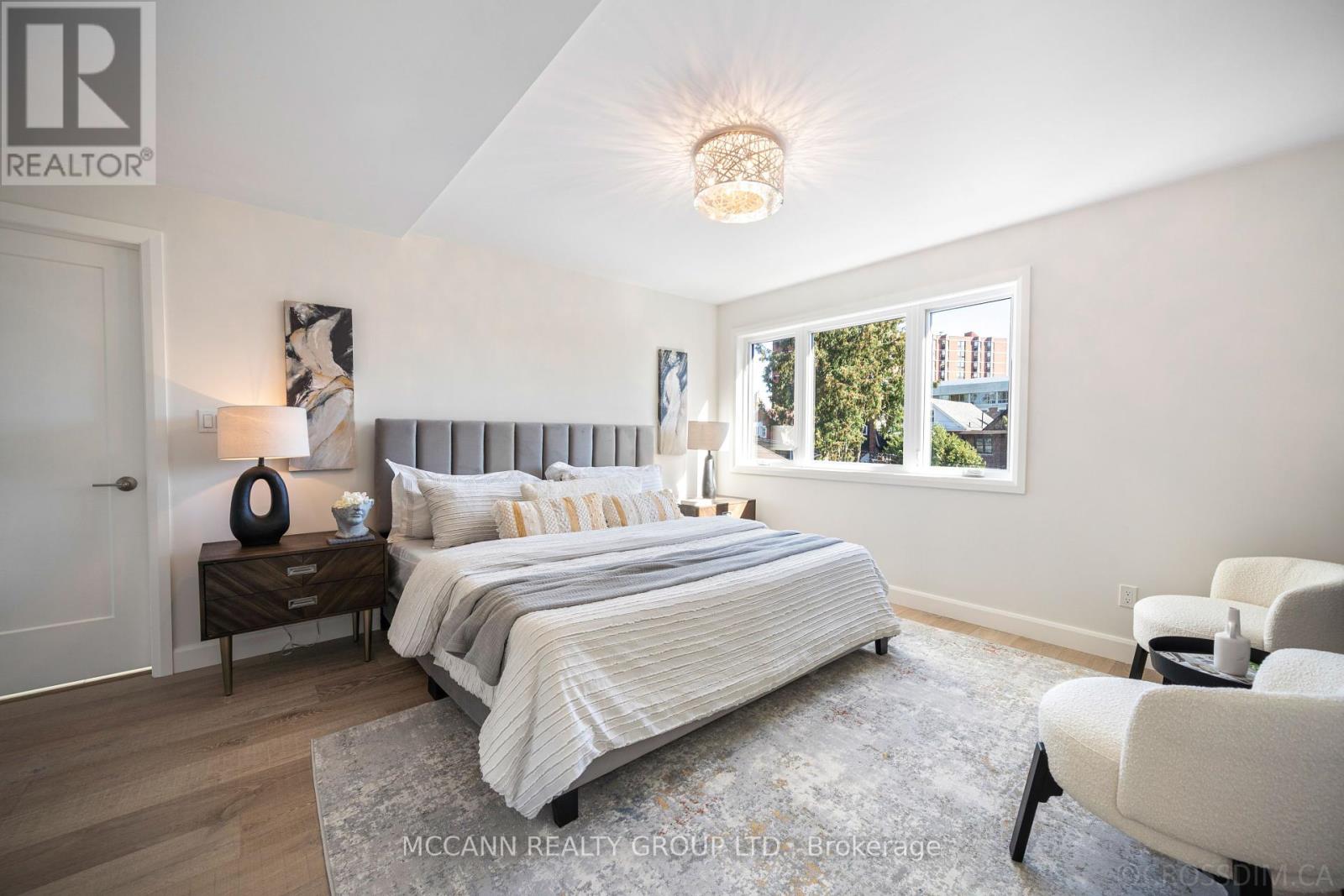 217 Pearson Avenue, Toronto, Ontario  M6R 1G6 - Photo 18 - W12439929