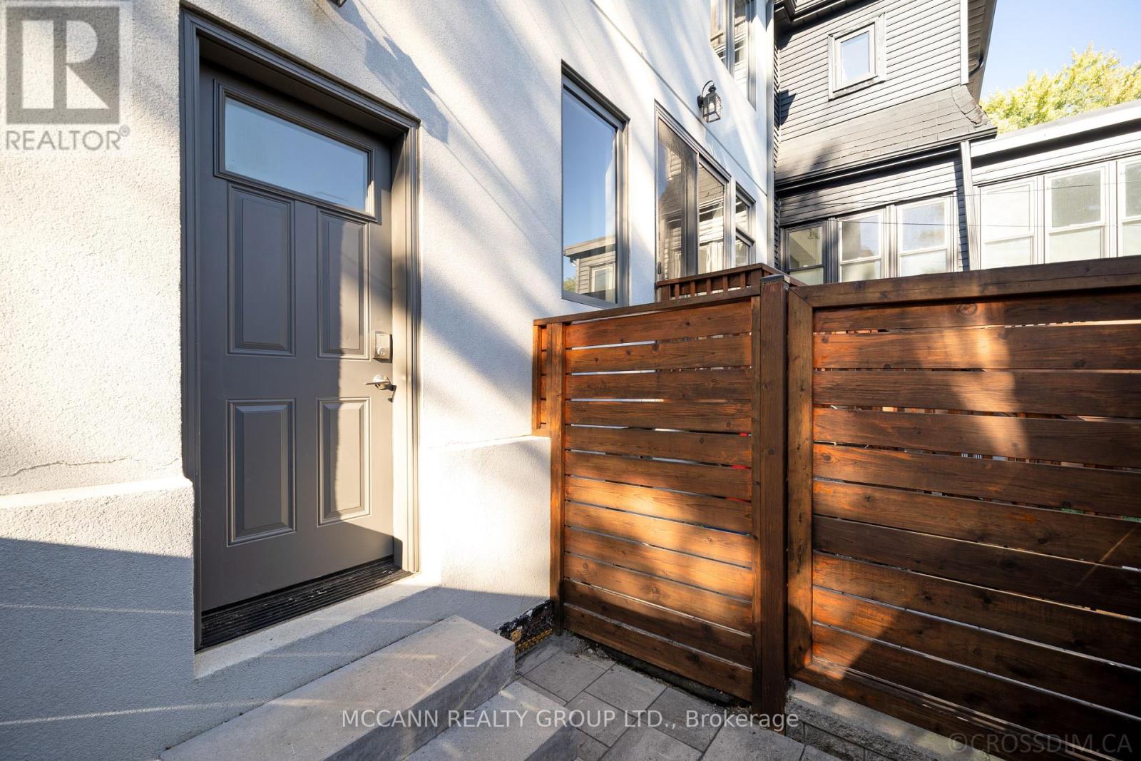 217 Pearson Avenue, Toronto, Ontario  M6R 1G6 - Photo 50 - W12439929