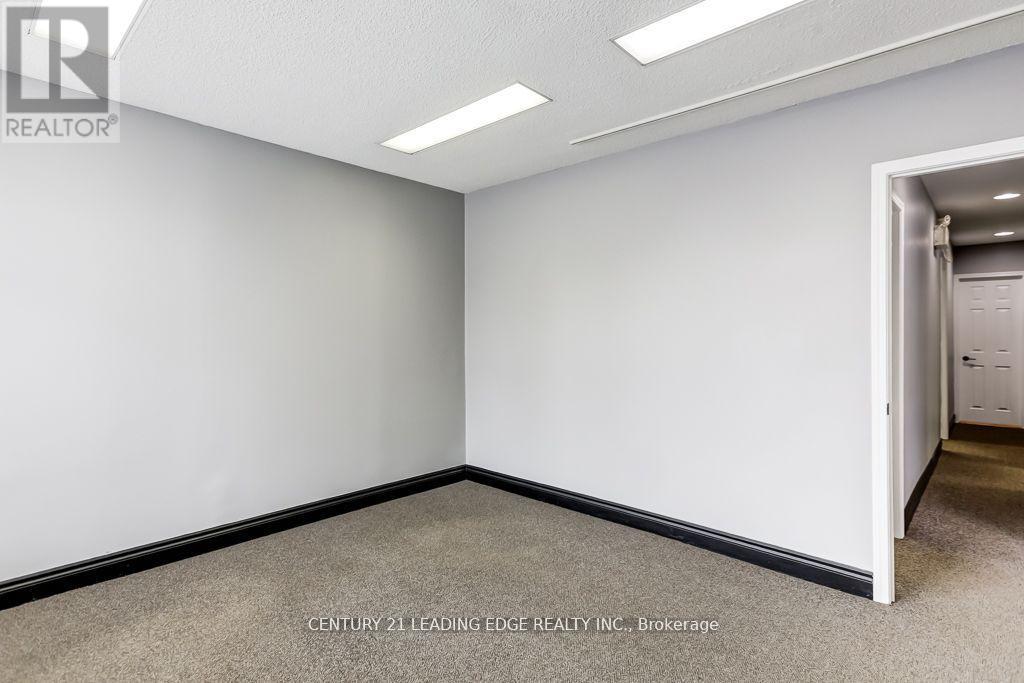 10 - Ground Floor - 800 Arrow Road, Toronto, Ontario  M9M 2Z8 - Photo 11 - W12439936