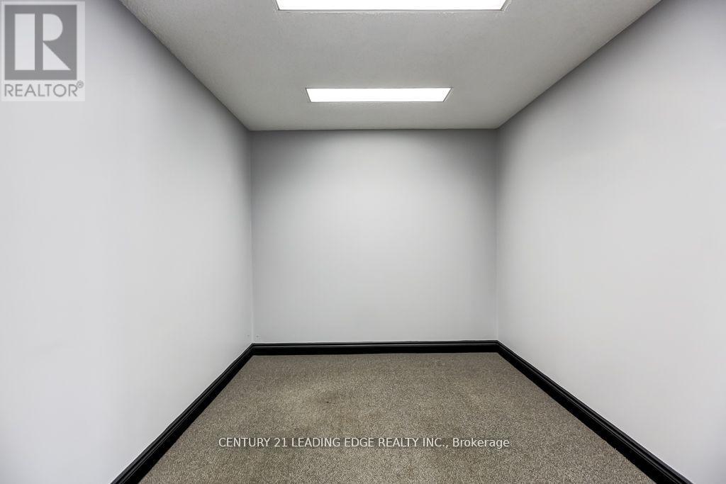 10 - Ground Floor - 800 Arrow Road, Toronto, Ontario  M9M 2Z8 - Photo 17 - W12439936