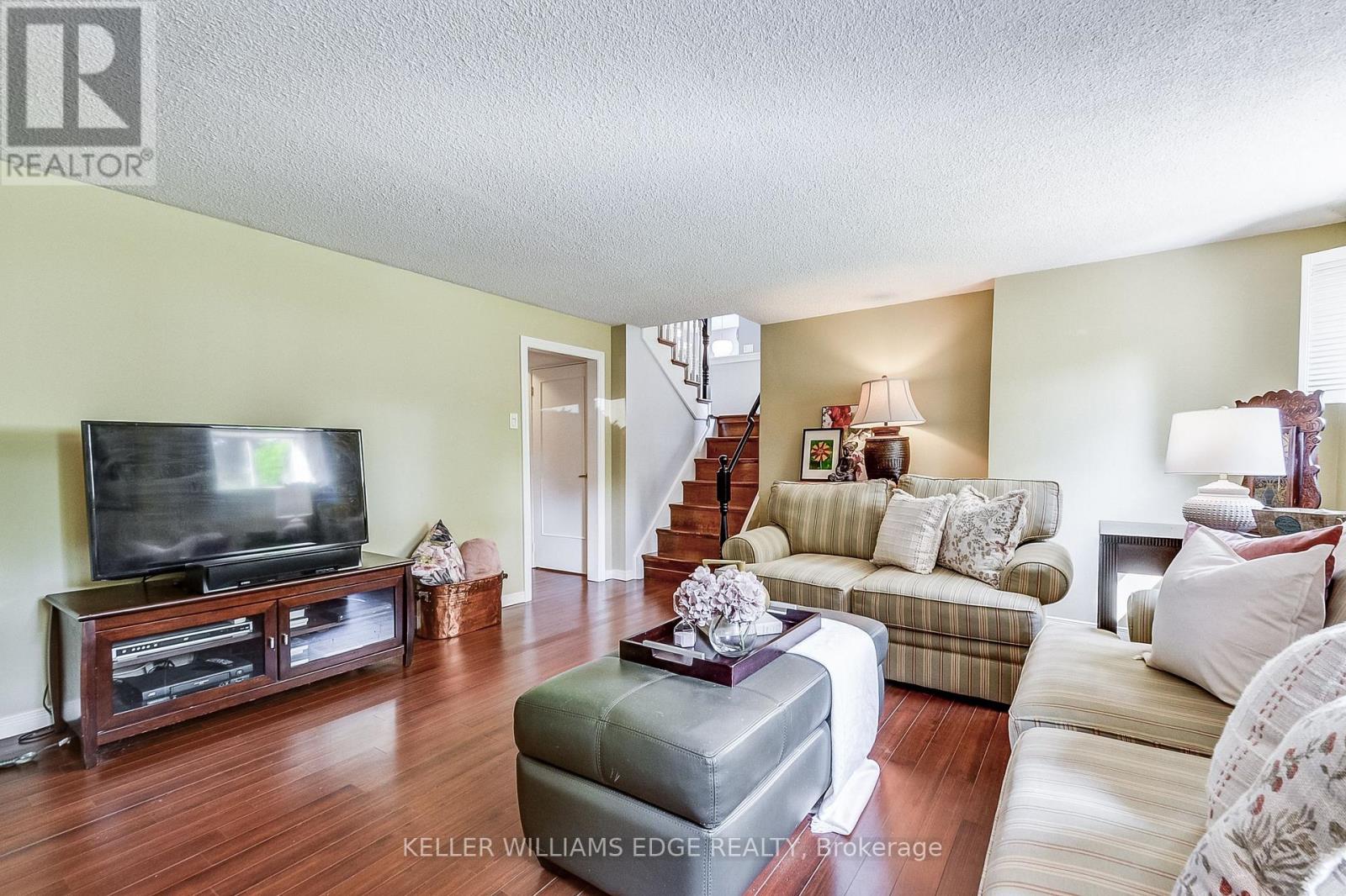 5203 Broughton Crescent, Burlington, Ontario  L7L 3C1 - Photo 22 - W12439939