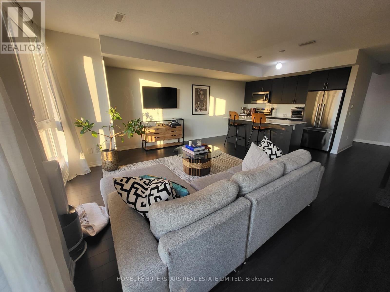 1200 Main Street E, Milton, Ontario  L9T 9K9 - Photo 6 - W12439941