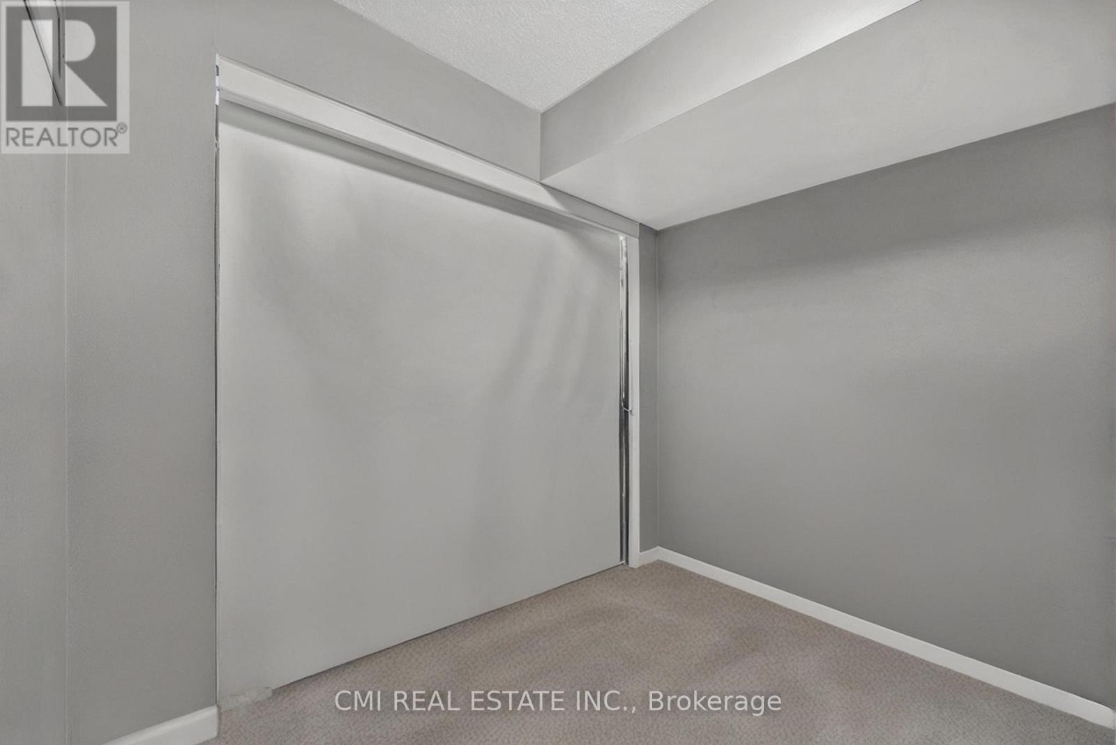 725 - 38 Joe Shuster Way, Toronto, Ontario  M6K 0A5 - Photo 18 - W12439973