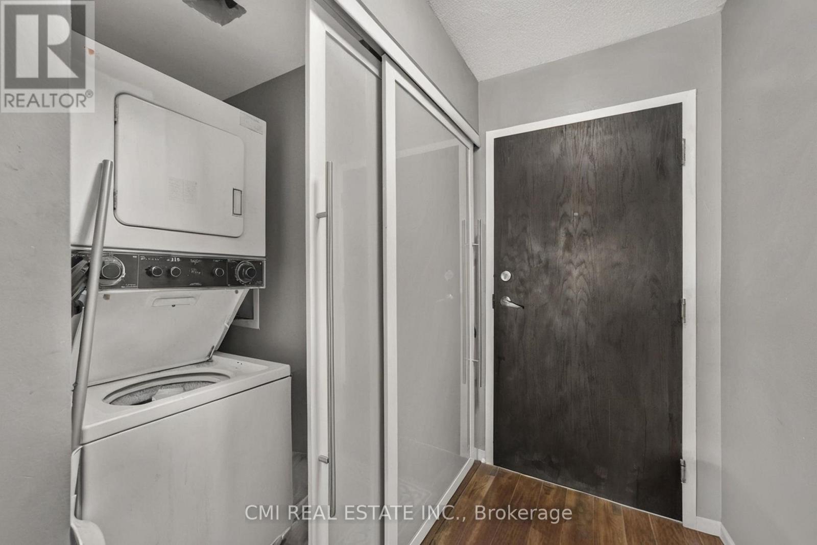 725 - 38 Joe Shuster Way, Toronto, Ontario  M6K 0A5 - Photo 23 - W12439973