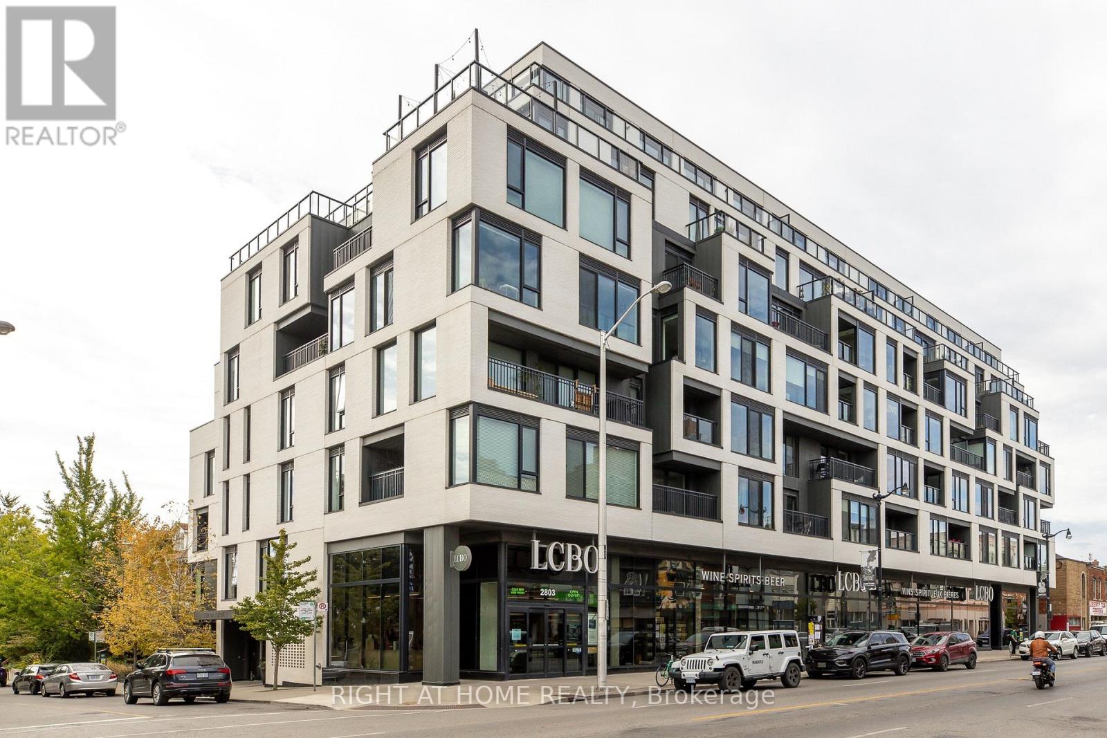513 - 530 INDIAN GROVE, Toronto, Ontario