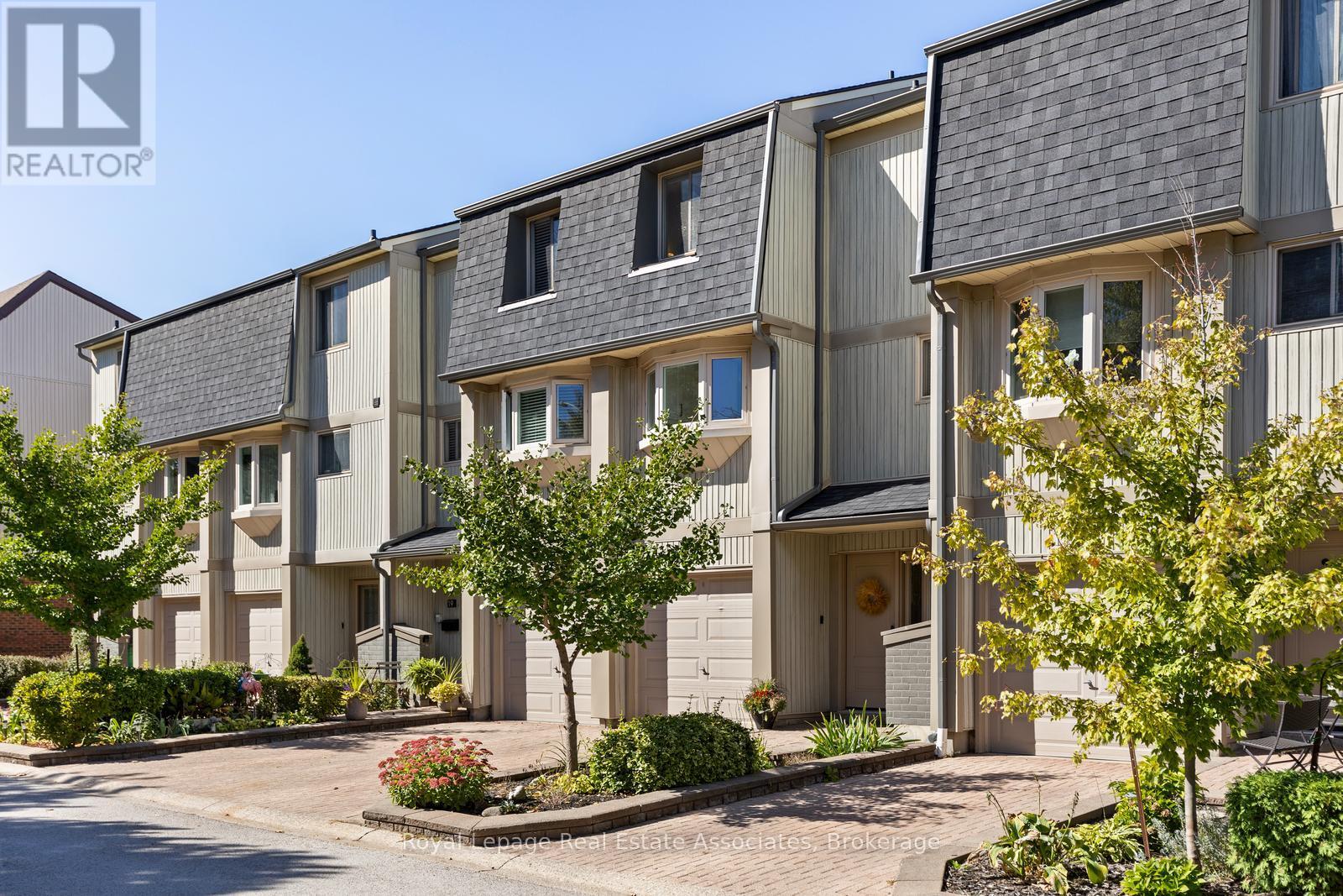 20 - 1020 Walden Circle, Mississauga, Ontario  L5J 4J9 - Photo 2 - W12439987