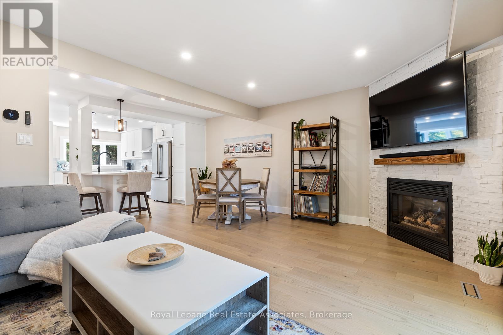 20 - 1020 Walden Circle, Mississauga, Ontario  L5J 4J9 - Photo 8 - W12439987