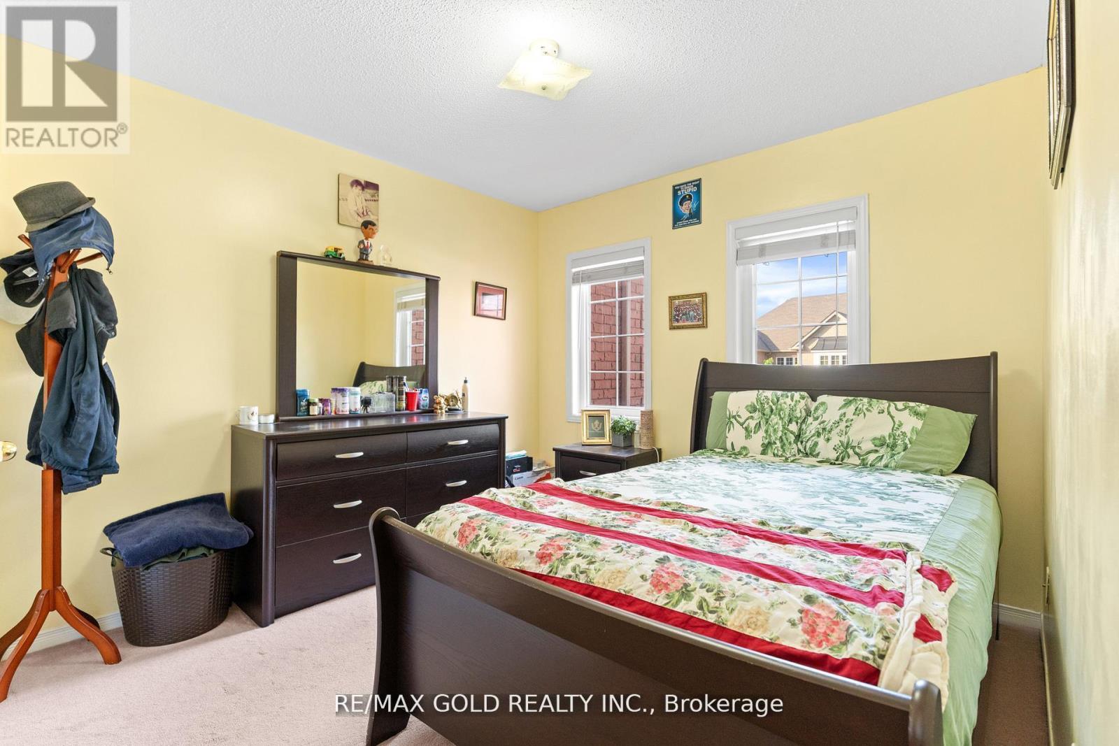 22 Nutwood Way, Brampton, Ontario  L6R 0X7 - Photo 22 - W12439996