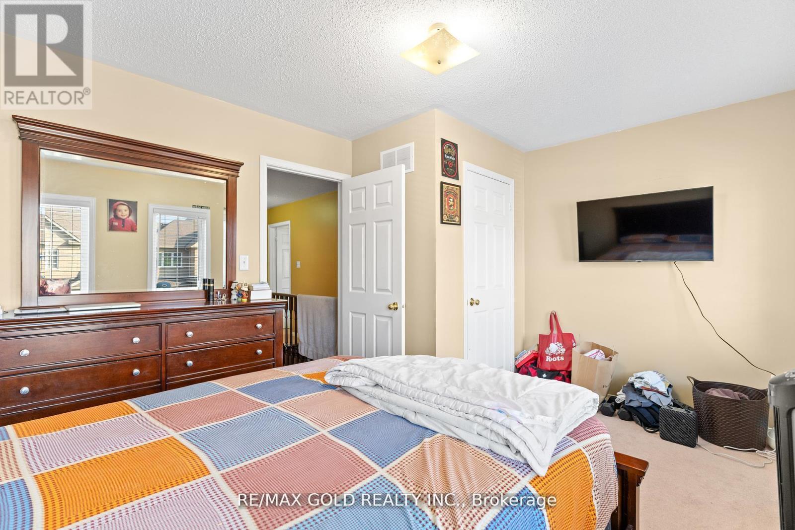 22 Nutwood Way, Brampton, Ontario  L6R 0X7 - Photo 26 - W12439996