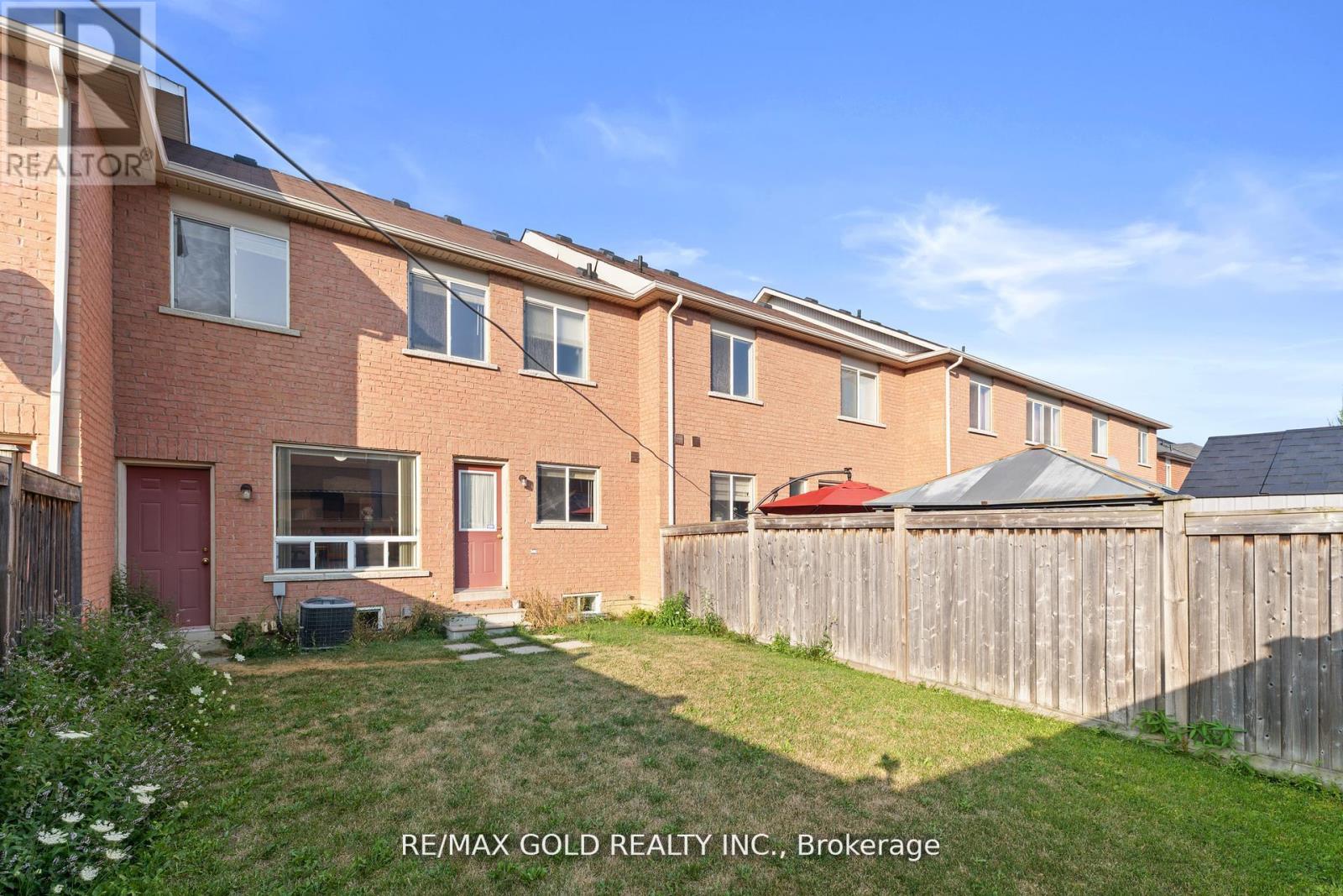 22 Nutwood Way, Brampton, Ontario  L6R 0X7 - Photo 36 - W12439996
