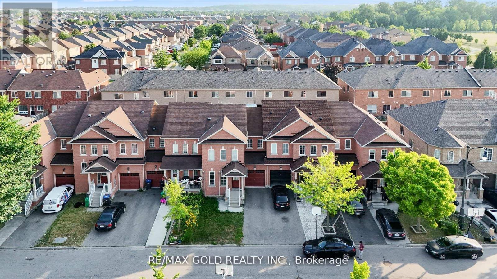 22 Nutwood Way, Brampton, Ontario  L6R 0X7 - Photo 40 - W12439996