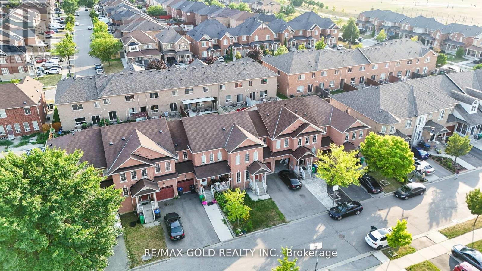 22 Nutwood Way, Brampton, Ontario  L6R 0X7 - Photo 41 - W12439996