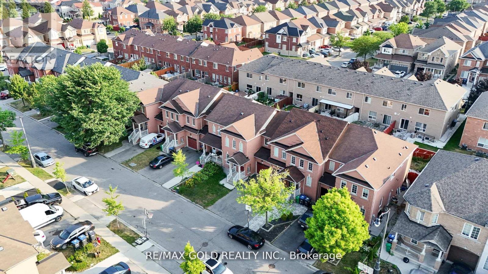 22 Nutwood Way, Brampton, Ontario  L6R 0X7 - Photo 42 - W12439996