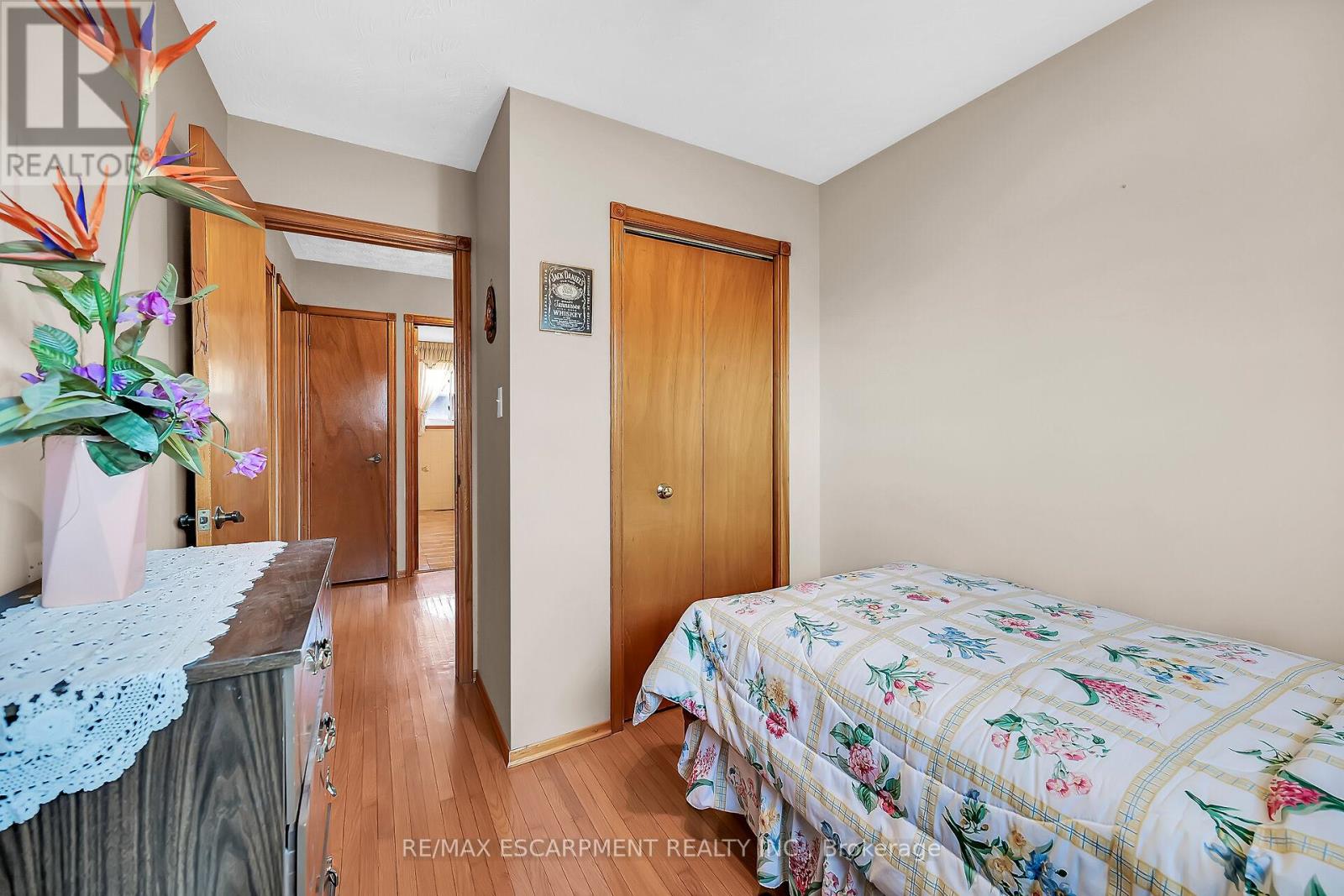 65 Ellington Avenue, Hamilton, Ontario  L8E 3T5 - Photo 27 - X12439819