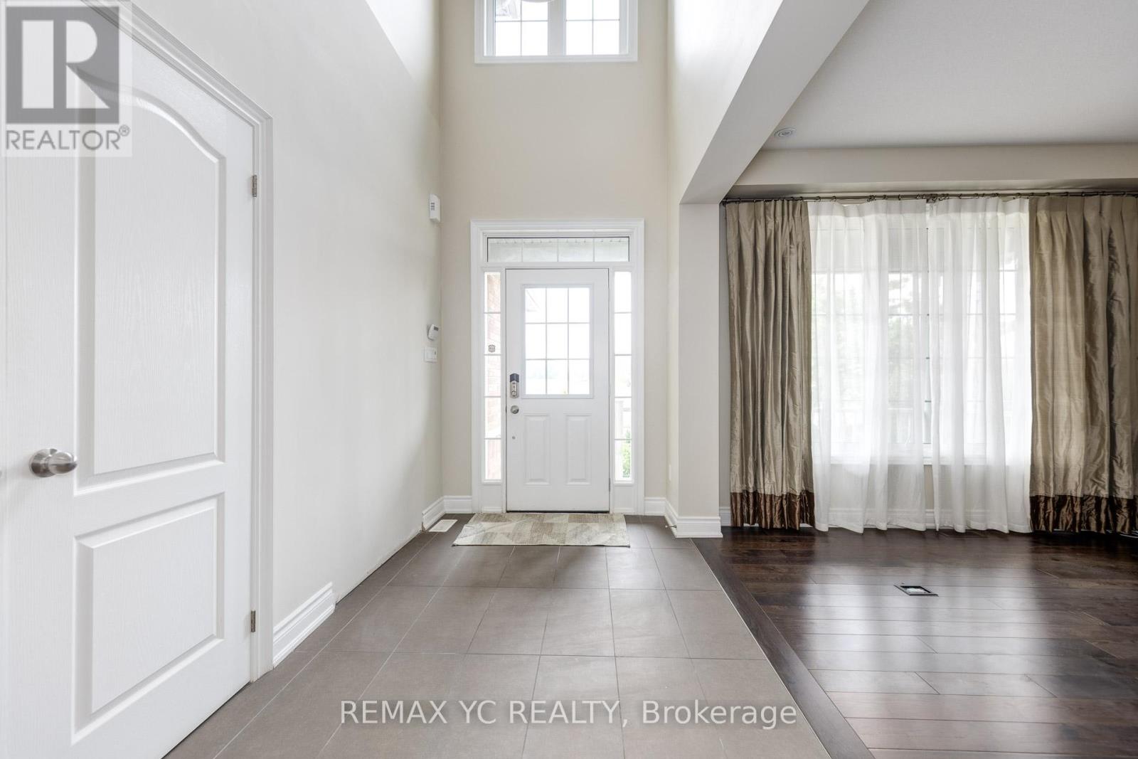 1 Sunset Way, Thorold, Ontario  L2V 0B6 - Photo 6 - X12439820
