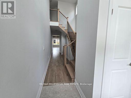 813 Knights Lane, Woodstock, Ontario  N4T 0P3 - Photo 3 - X12439862