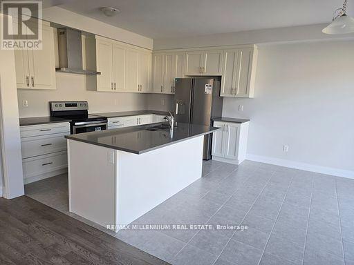 813 Knights Lane, Woodstock, Ontario  N4T 0P3 - Photo 5 - X12439862