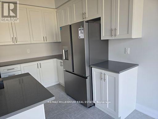 813 Knights Lane, Woodstock, Ontario  N4T 0P3 - Photo 6 - X12439862