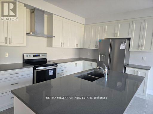 813 Knights Lane, Woodstock, Ontario  N4T 0P3 - Photo 8 - X12439862