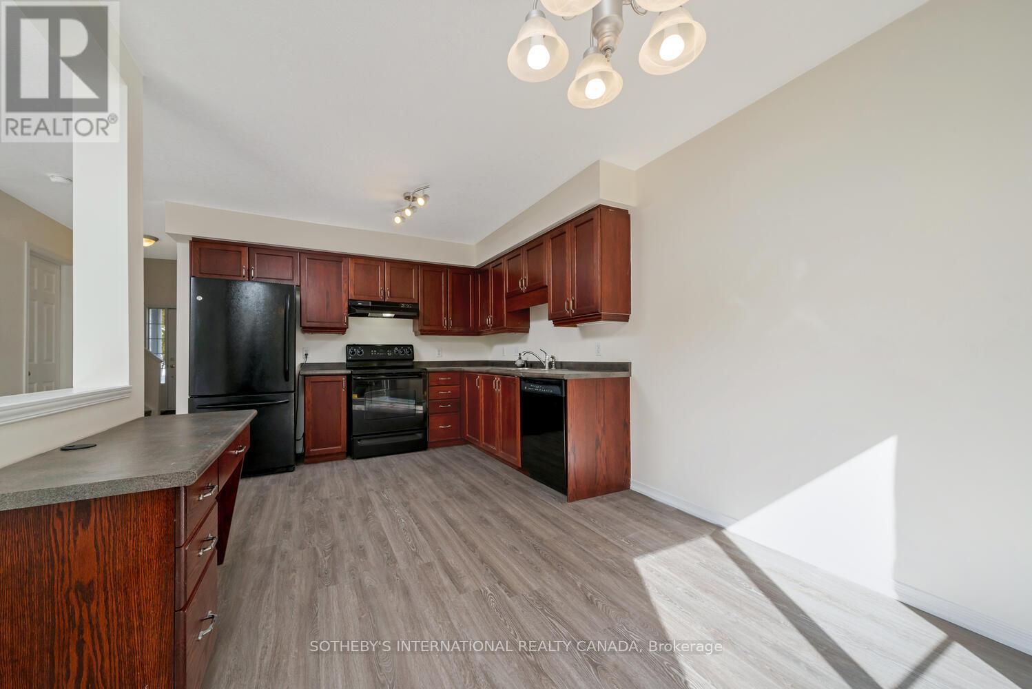 571 Wild Iris Avenue, Waterloo, Ontario  N2V 2X5 - Photo 11 - X12439868