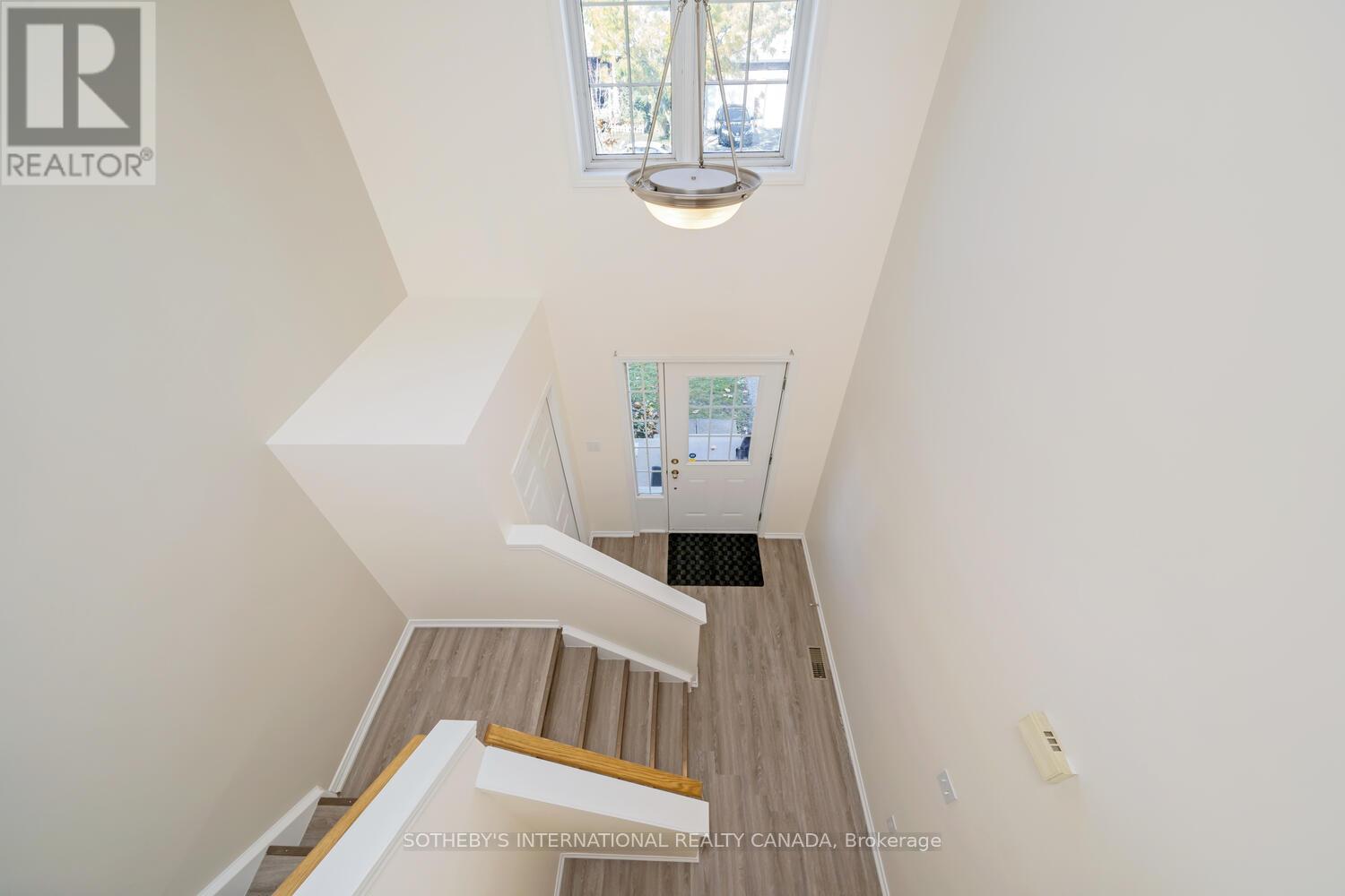 571 Wild Iris Avenue, Waterloo, Ontario  N2V 2X5 - Photo 18 - X12439868